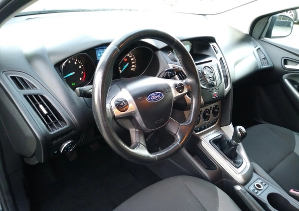 Ford Focus cena 22900 przebieg: 172700, rok produkcji 2016 z Swarzędz małe 466